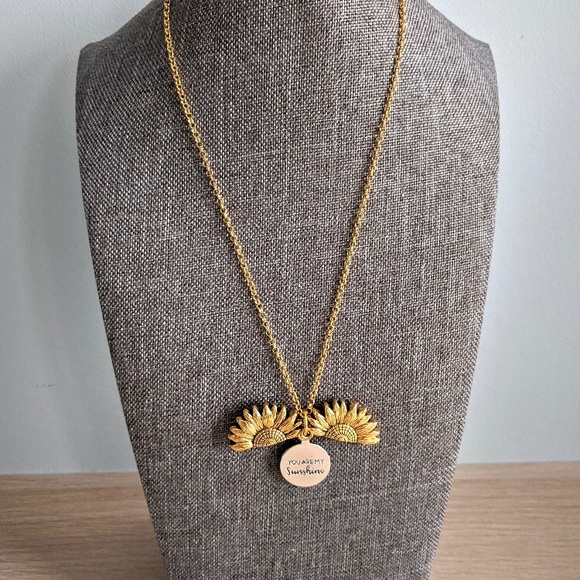 “You Are My Sunshine” Sunflower Message Necklace - Picture 5 of 8